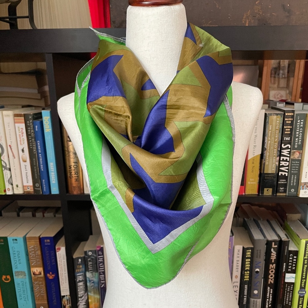 vintage scarf - Picture 2 of 4